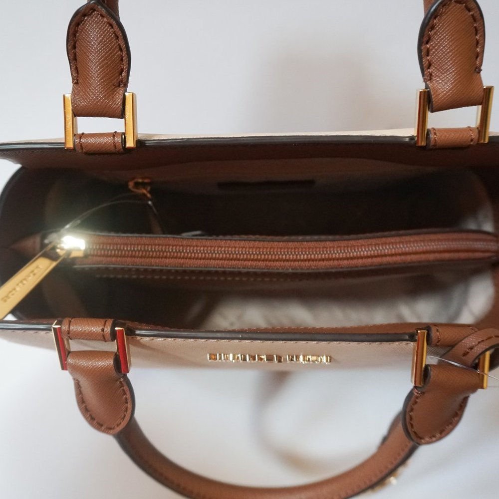 Michael Kors Prism M Messenger Bag Brown Multi - Picture 7 of 9
